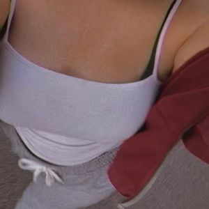 Meet your Posher, Claire